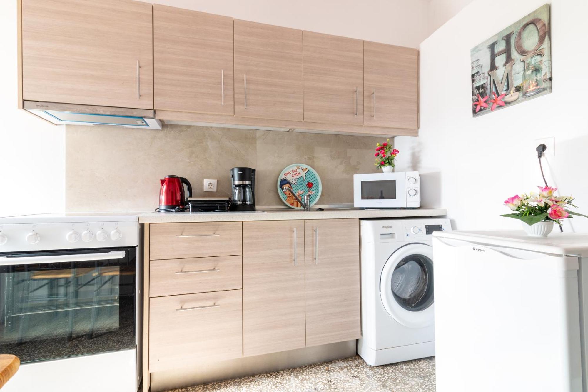 Kathy'S Apartments Rhodes City Екстериор снимка